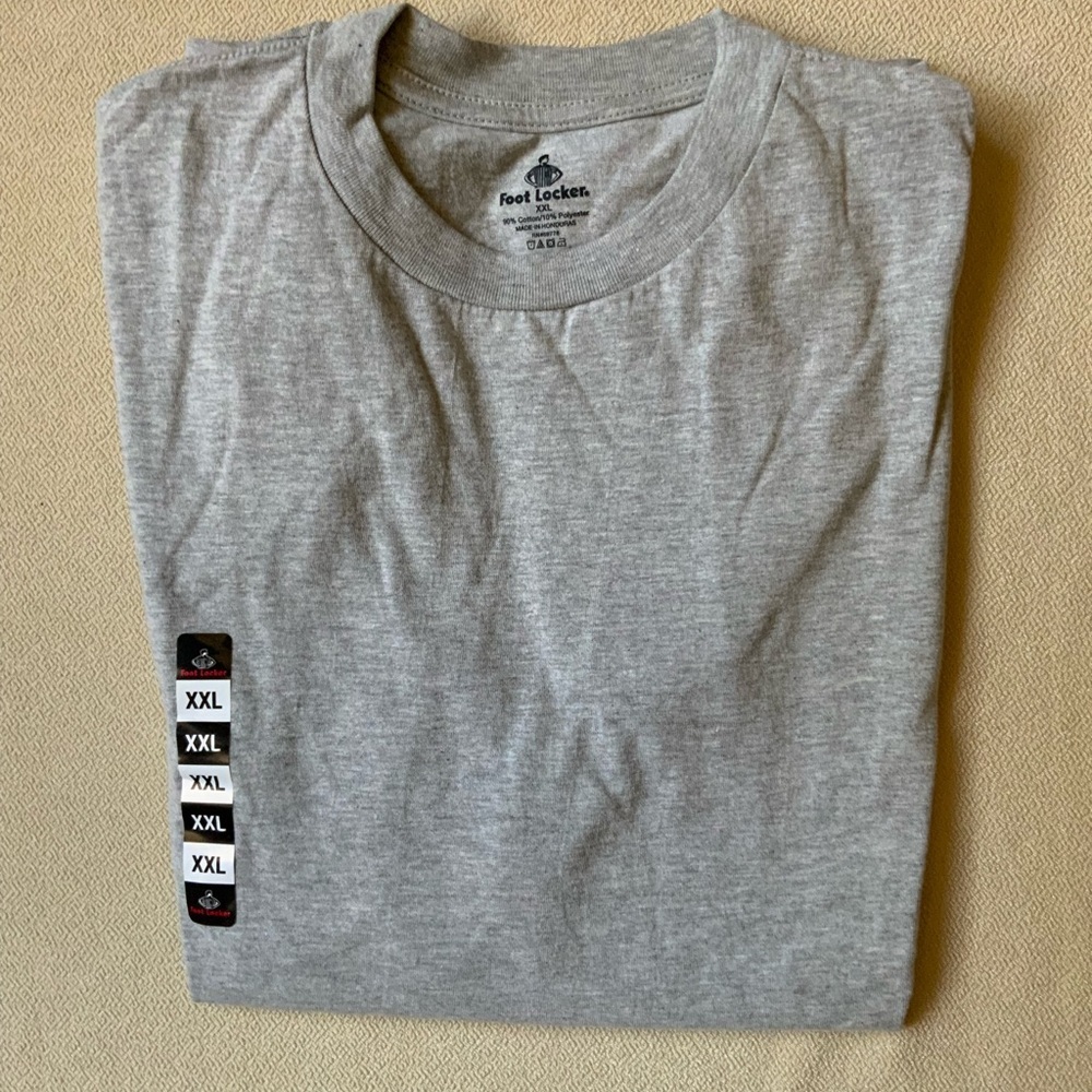 Footlocker T-shirt - Picture 3 of 4